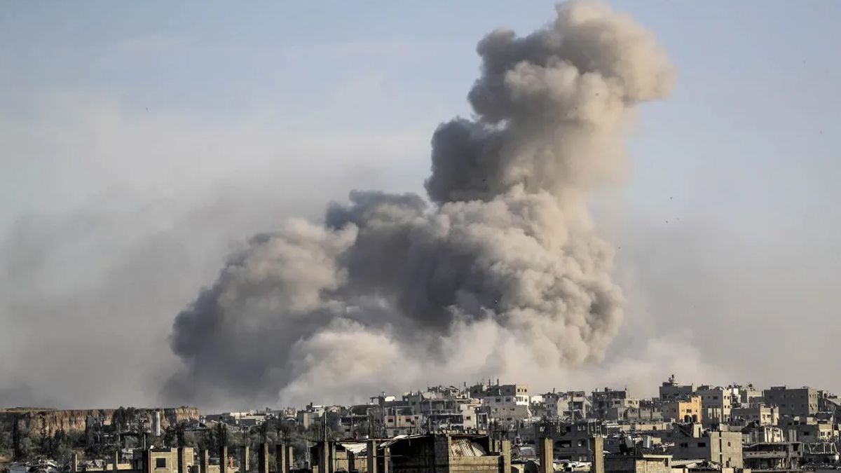 গাজায় ইসরায়েলি হামলায় একদিনে নিহত ৬৪