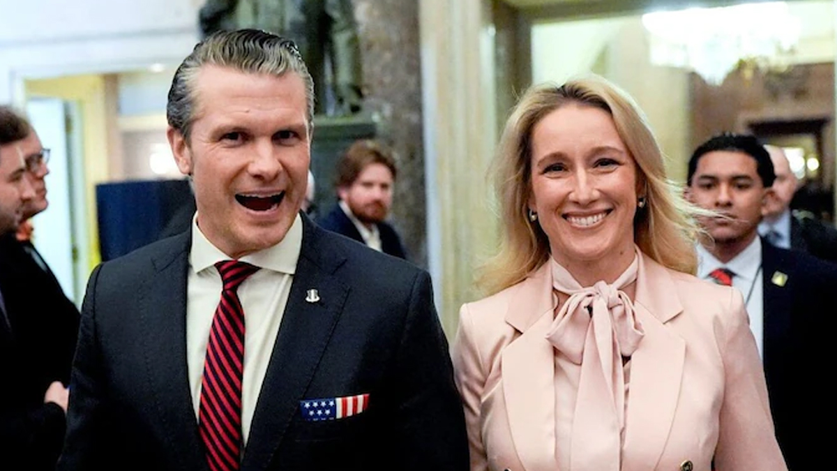 সিগন্যাল চ্যাটে ইয়েমেনে হামলার তথ্য প্রকাশ করেছিলেন পেন্টাগন প্রধান হেগসেথ