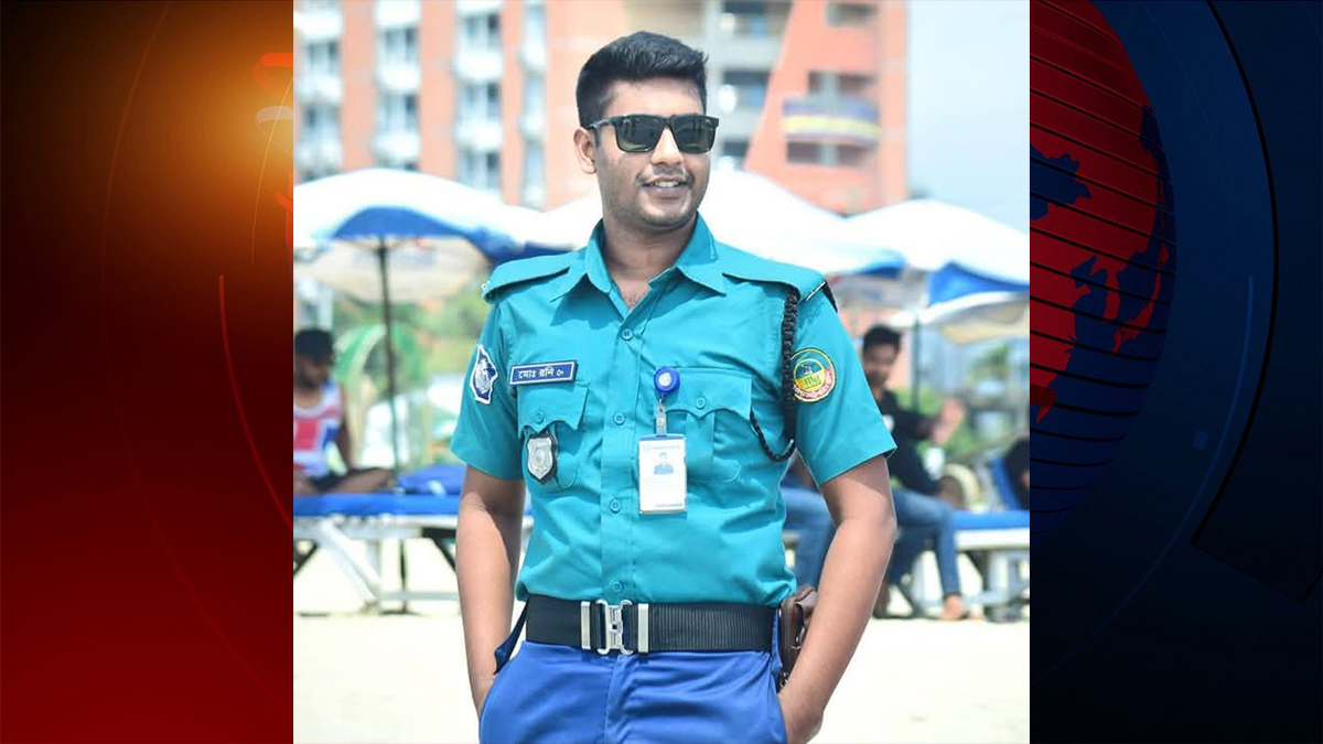 অন্তঃসত্ত্বা স্ত্রীর জন্য বাড়ি যাওয়ার পথে সড়ক দুর্ঘটনায় পুলিশ সদস্য নিহত