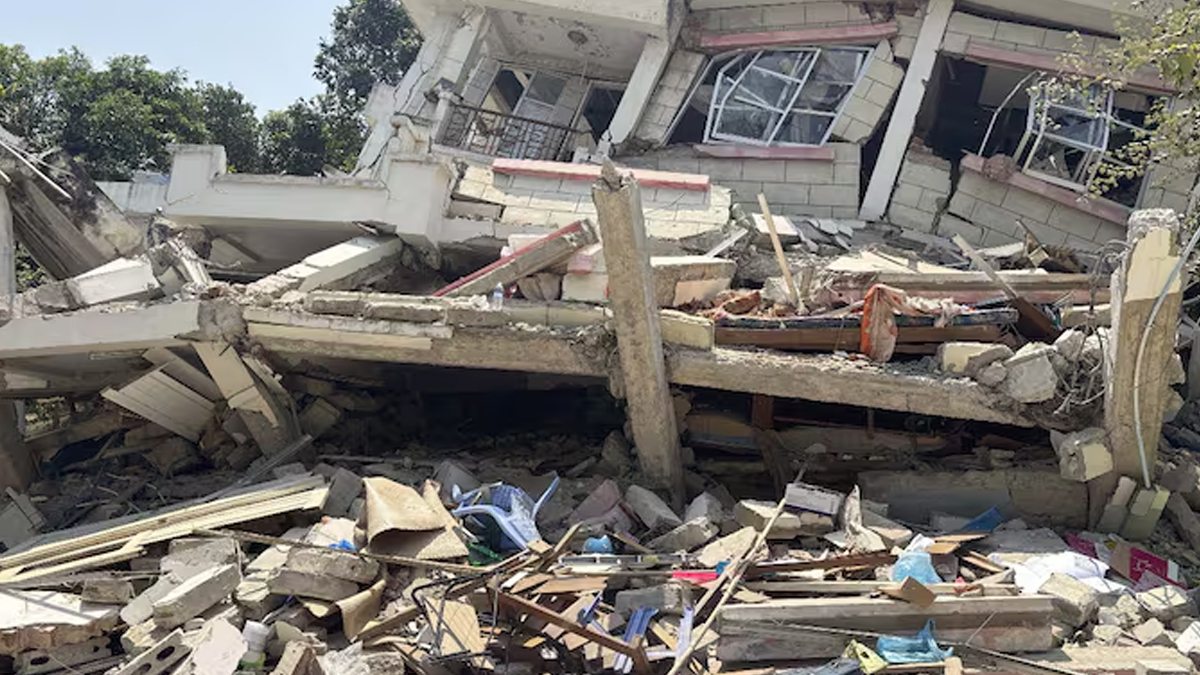 ভূমিকম্প নিয়ে গুজব ছড়ানোর অভিযোগে গ্রেফতার মিয়ানমারের টিকটক জ্যোতিষী