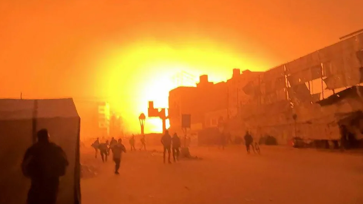 গাজার হাসপাতালে হামলা চালিয়েছে ইসরায়েল