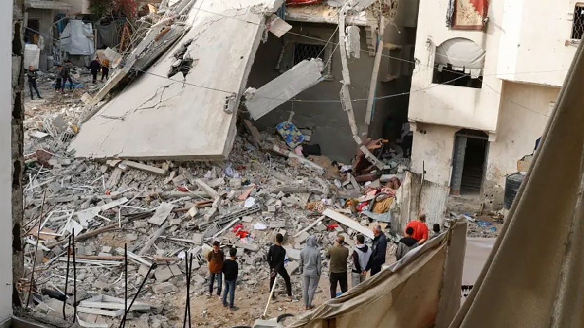 গাজায় ২৪ ঘণ্টায় ৪৬ ফিলিস্তিনিকে হত্যা