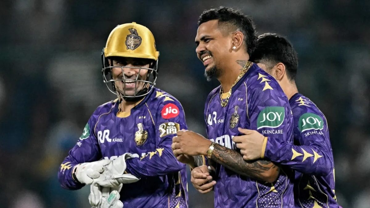 দিল্লিকে হারিয়ে প্লে-অফের দৌড়ে টিকে রইলো কলকাতা