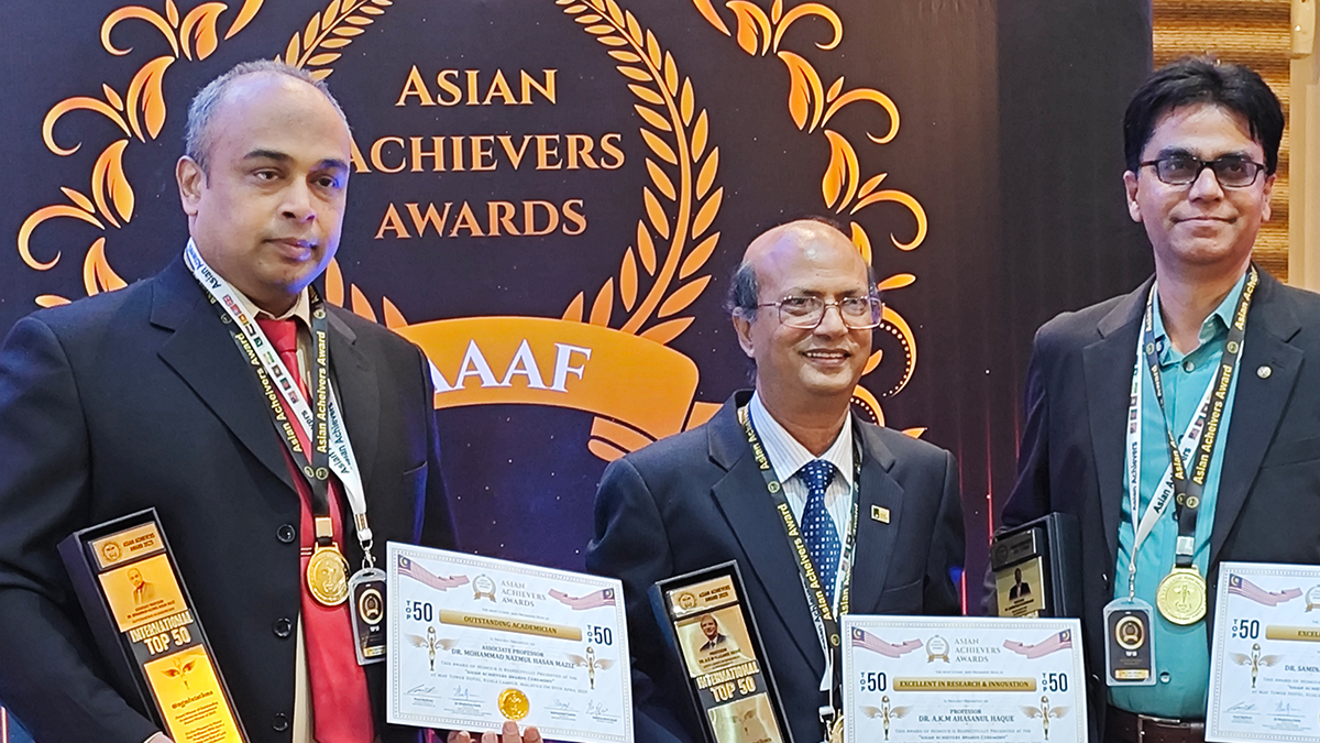 মালয়েশিয়ায় তিন বাংলাদেশি পেলেন ‘টপ ফিফটি’ এশিয়ান অ্যাচিভার্স অ্যাওয়ার্ড
