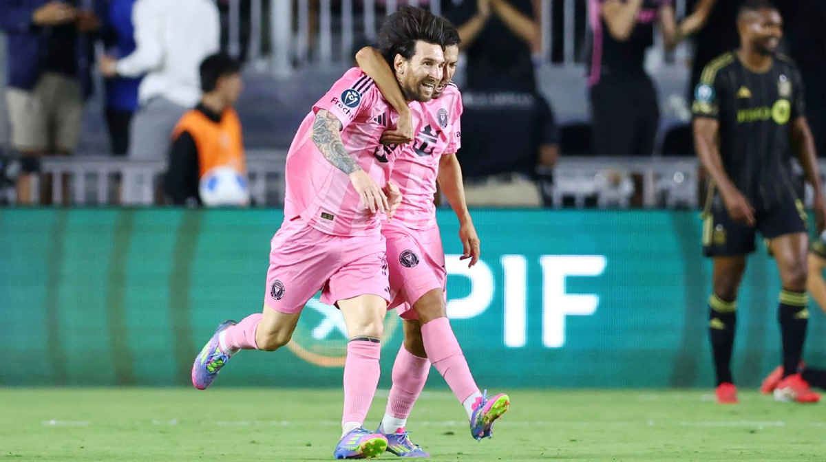 মেসির জোড়া গোলে কনকাকাফ চ্যাম্পিয়ন্স কাপের সেমিফাইনালে ইন্টার মায়ামি