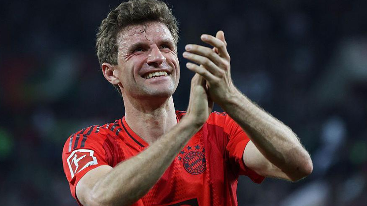 ২৫ বছর পর বায়ার্ন মিউনিখ ছাড়ার ঘোষণা দিলেন টমাস মুলার