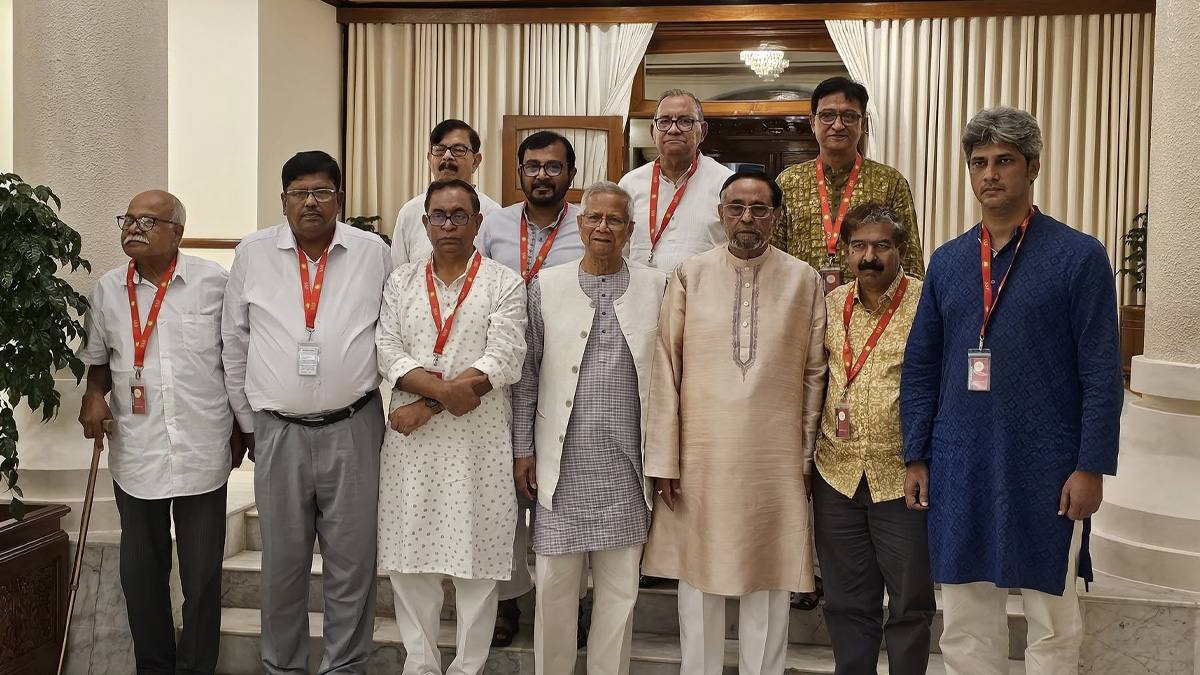 প্রধান উপদেষ্টাকে যেসব দাবি জানিয়ে এলেন মান্না-সেলিম-সাকিরা