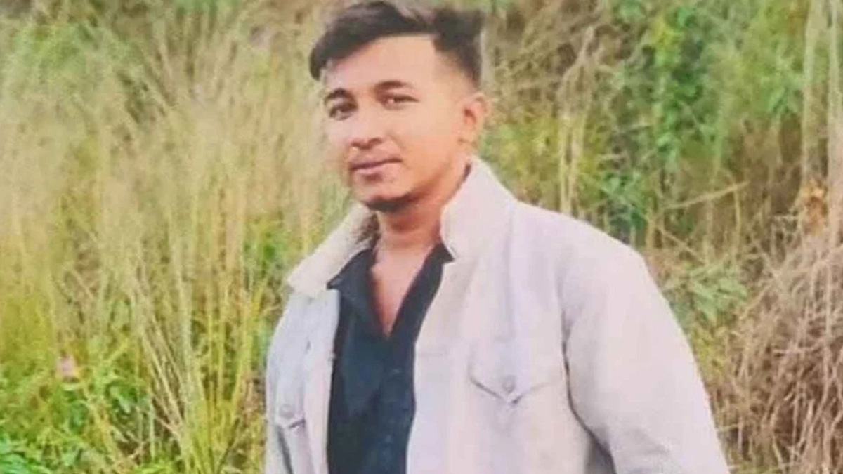 ঢাকায় পৌঁছেছে জুলাইযোদ্ধা হাসানের মরদেহ, নেয়া হচ্ছে শহীদ মিনারে