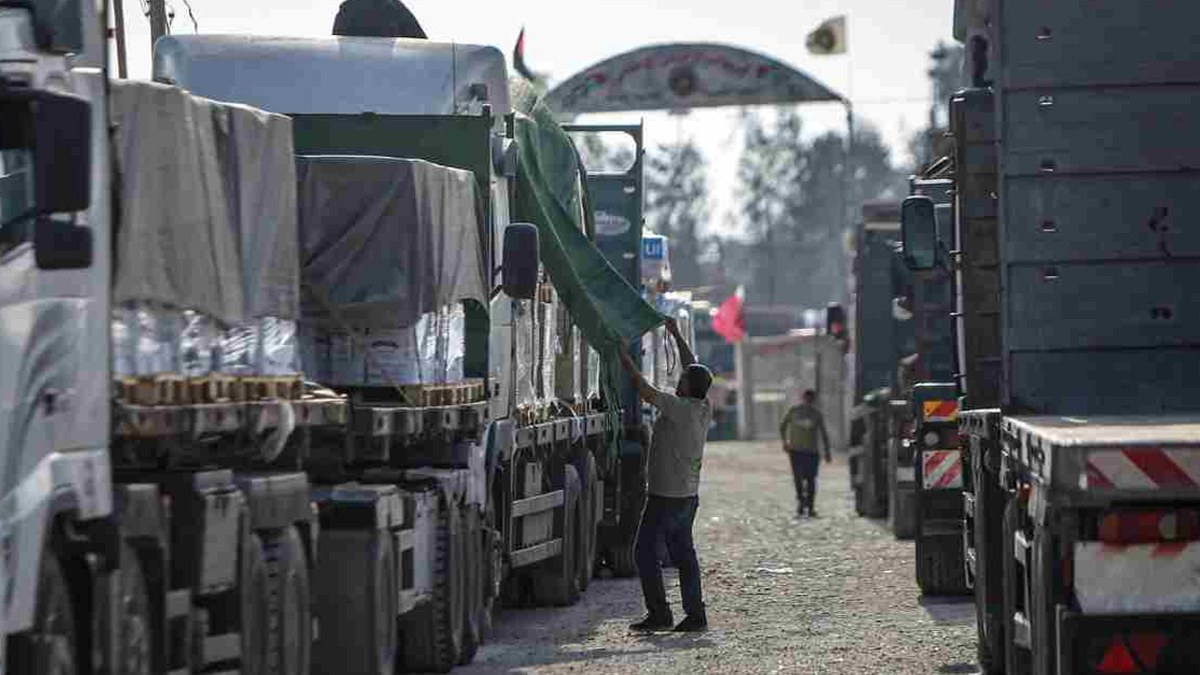 গাজা সীমান্তে ৩ হাজার ত্রাণবাহী ট্রাক প্রবেশে বাধা ইসরায়েলের