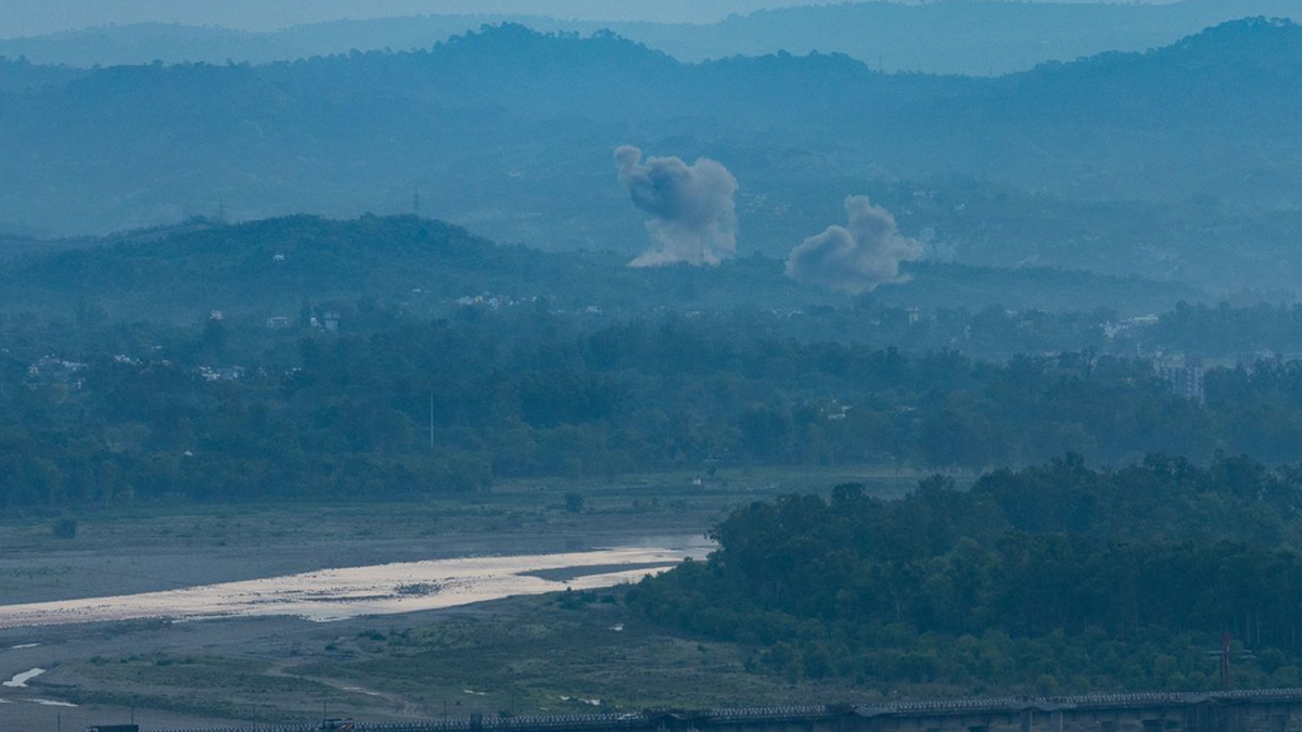 পাকিস্তান-ভারতকে শান্তিপূর্ণ সমাধান খোঁজার আহ্বান চীন ও যুক্তরাজ্যের