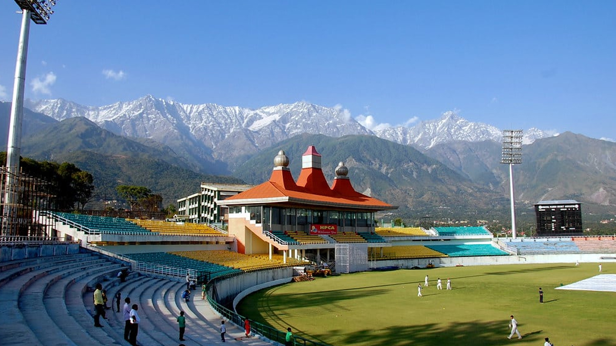 পাক-ভারত উত্তেজনায় ধরমশালা থেকে সরানো হল আইপিএলের ম্যাচ