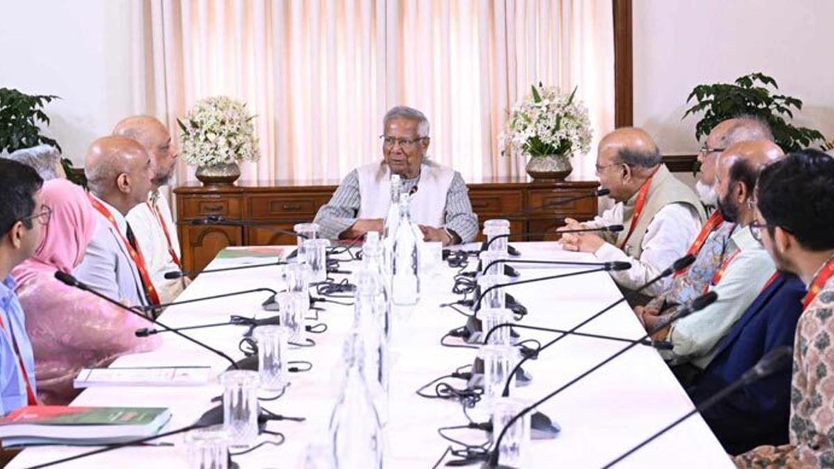 স্বাস্থ্য খাত সংস্কার: এখনই বাস্তবায়নযোগ্য সুপারিশ দ্রুত কার্যকরের নির্দেশ প্রধান উপদেষ্টার