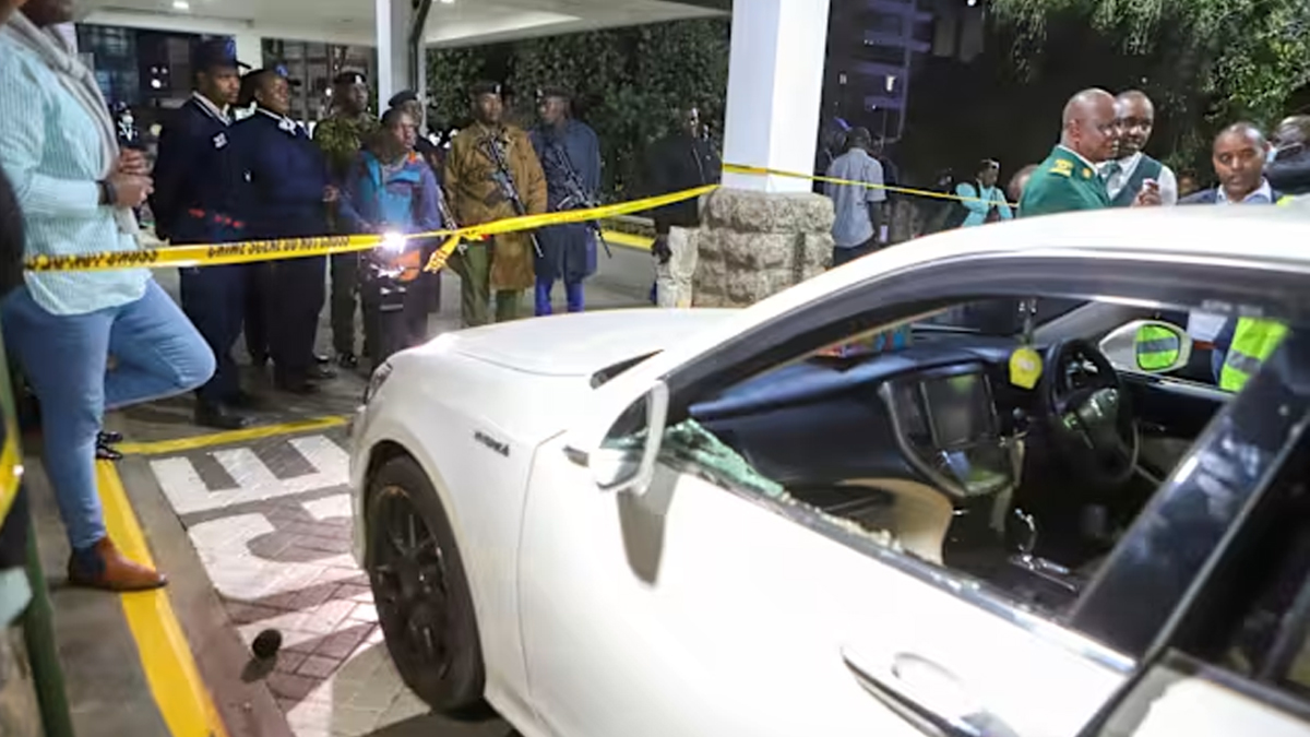 কেনিয়ায় ট্র্যাফিক সিগন্যালে মোটরসাইকেল থেকে এমপিকে গুলি করে হত্যা