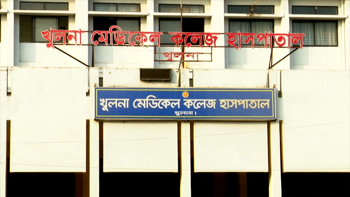 খুলনায় সিএনজি-লরি সংঘর্ষে নিহত ৩, আহত ৪