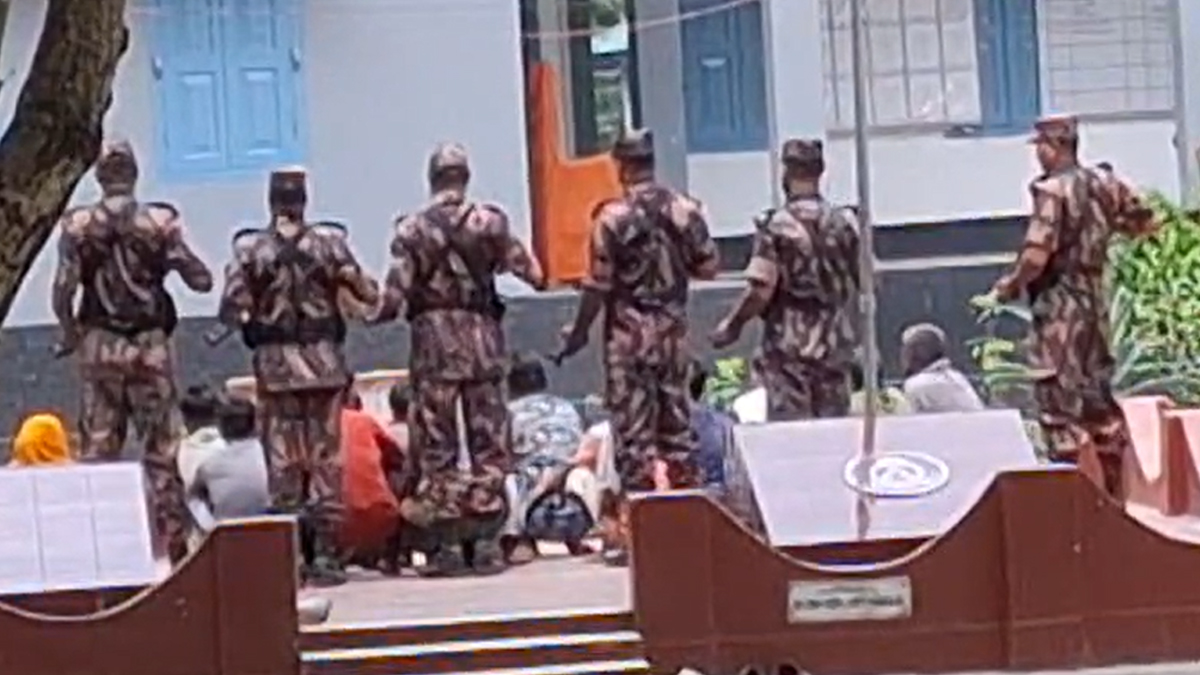 কুড়িগ্রামের দুই সীমান্ত দিয়ে ৩৬ রোহিঙ্গাকে বাংলাদেশে পুশইন করলো বিএসএফ