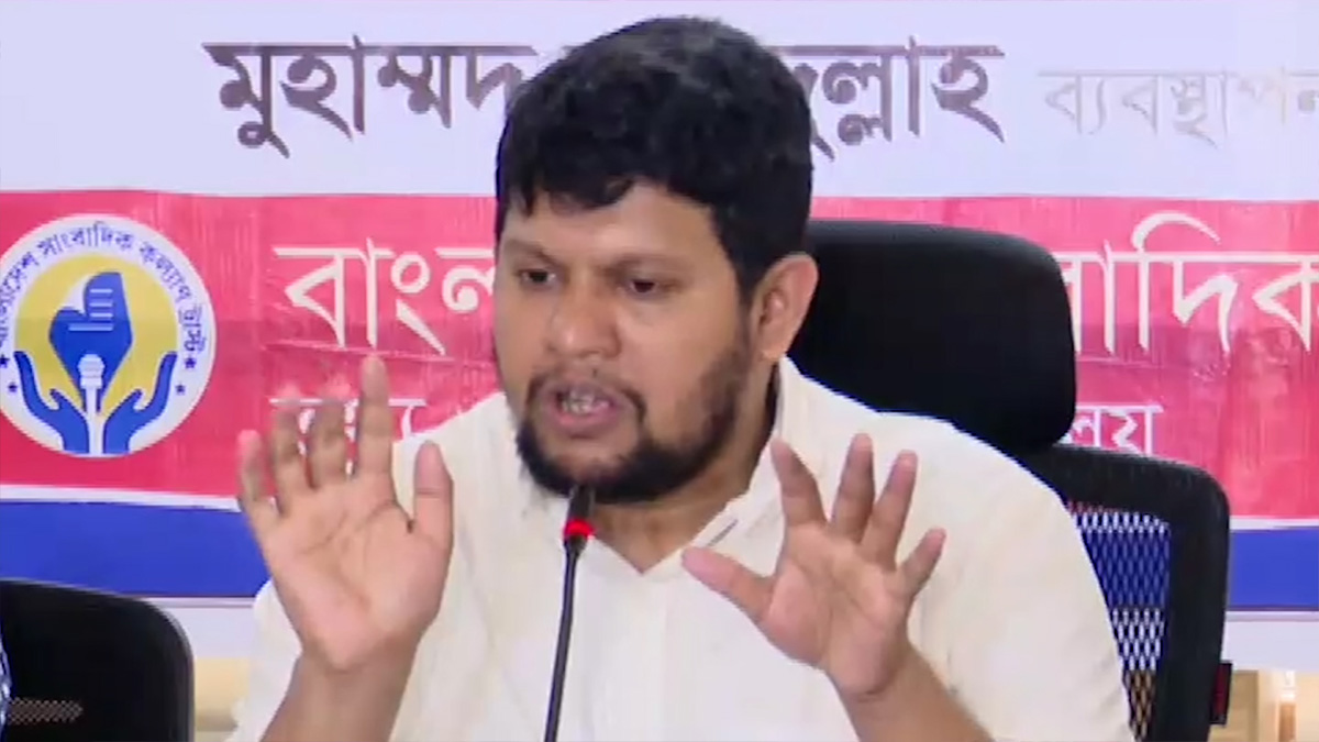 সাংবাদিকতায় ‘ব্যাড অ্যাপল’ বাদ দিয়ে ‘গুড অ্যাপল’ রাখতে বললেন তথ্য উপদেষ্টা