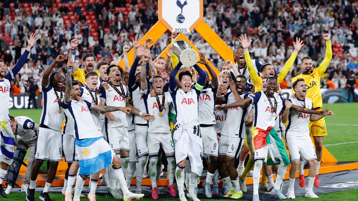 ম্যানচেস্টার ইউনাইটেডকে হারিয়ে ইউরোপার চ্যাম্পিয়ন টটেনহ্যাম