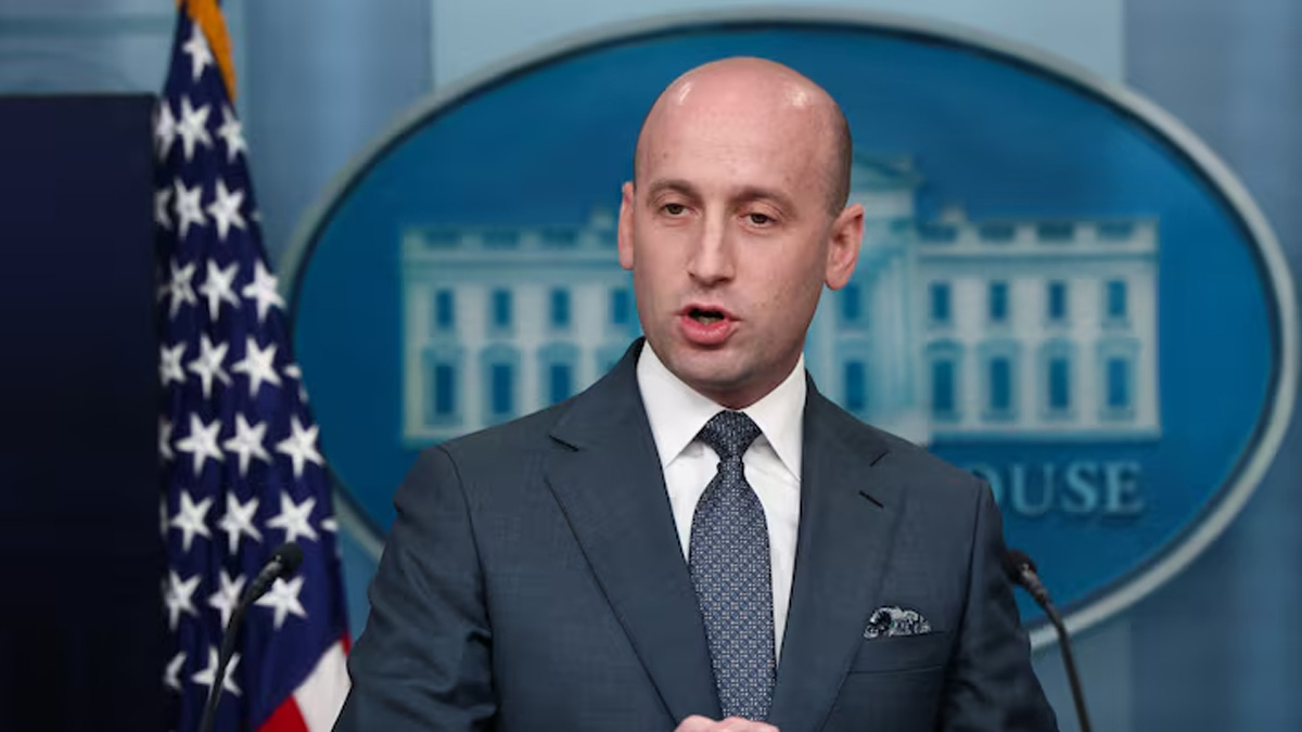 মার্কিন জাতীয় নিরাপত্তা উপদেষ্টা হওয়ার দৌড়ে এগিয়ে আছেন স্টিফেন মিলার