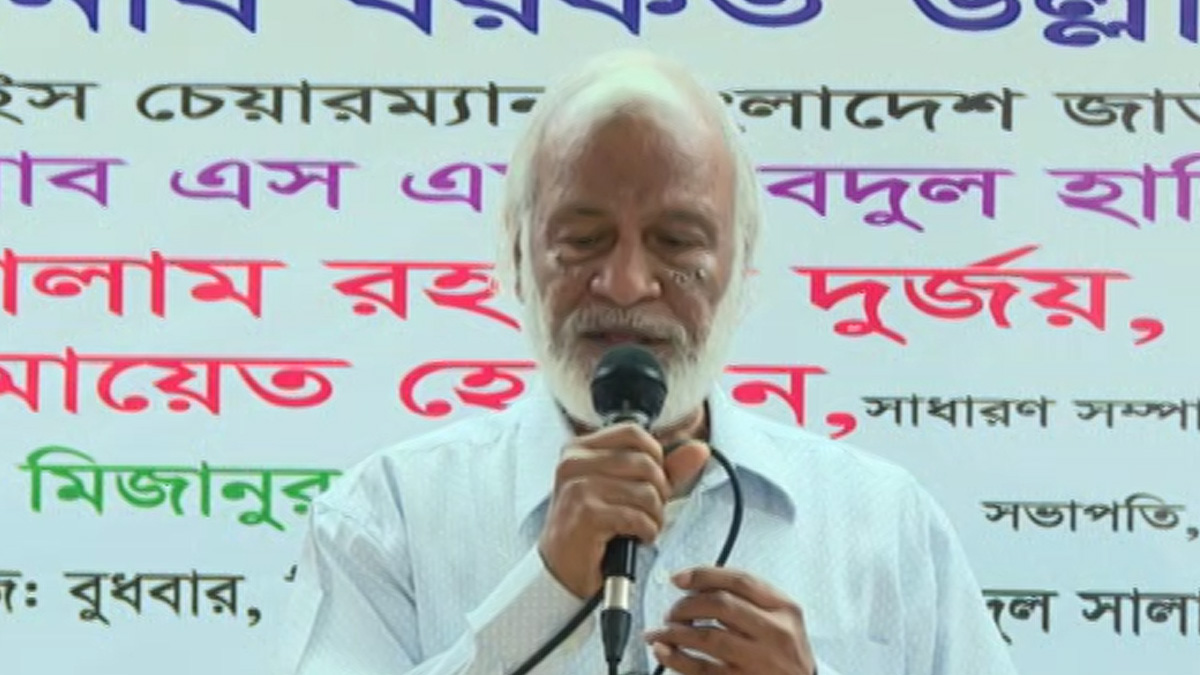 প্রস্তুতি ছাড়া দেশের দায়িত্ব নিতে গেলে শিক্ষার্থীরা ভুল করবে: মঈন খান