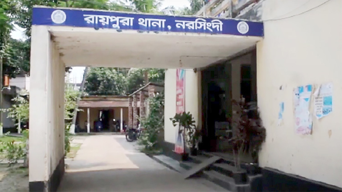 নরসিংদীতে ছেলের শাবলের আঘাতে প্রাণ গেলো বাবার