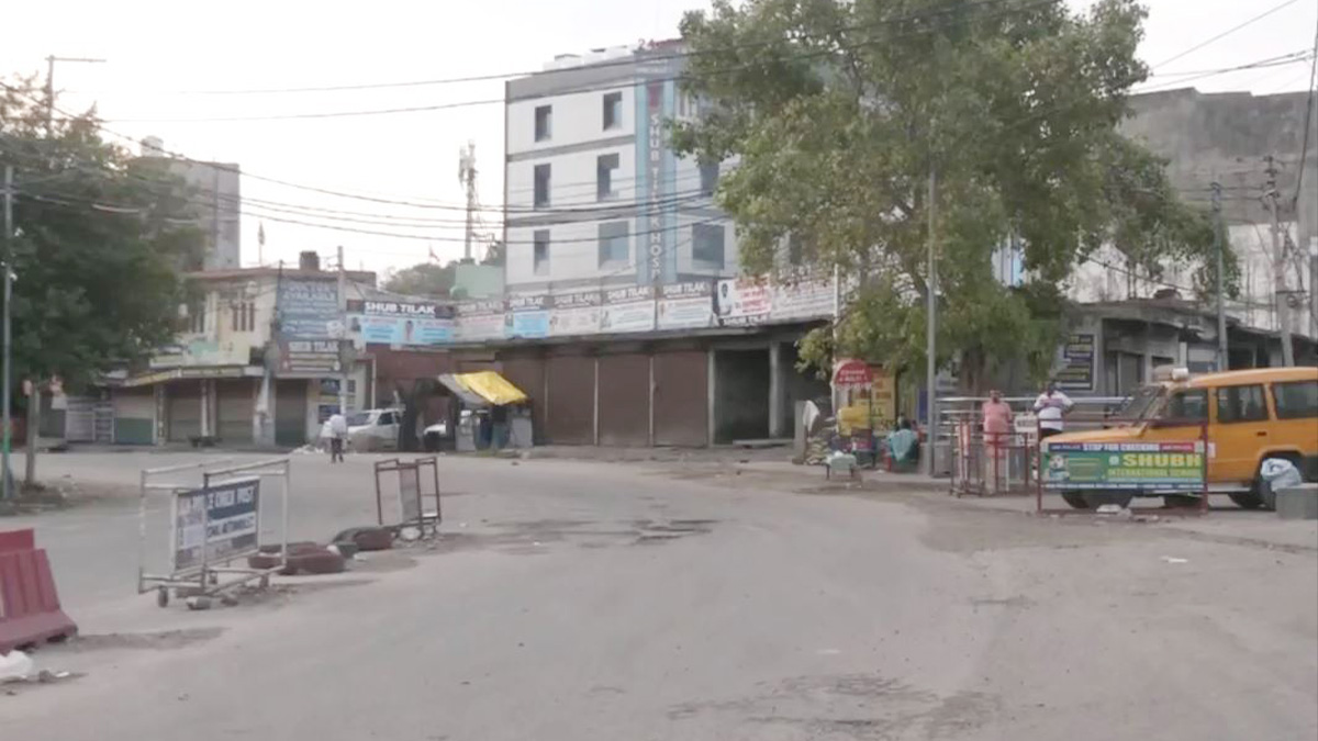 টানা ১৮ দিন গোলাগুলি শেষে শান্ত রাত পার করলো ভারত-পাকিস্তান