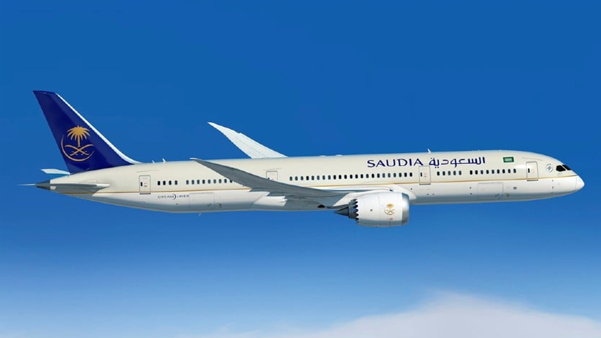 ১০ বছর পর ইরান ও সৌদি আরবের মধ্যে হজ ফ্লাইট চালু