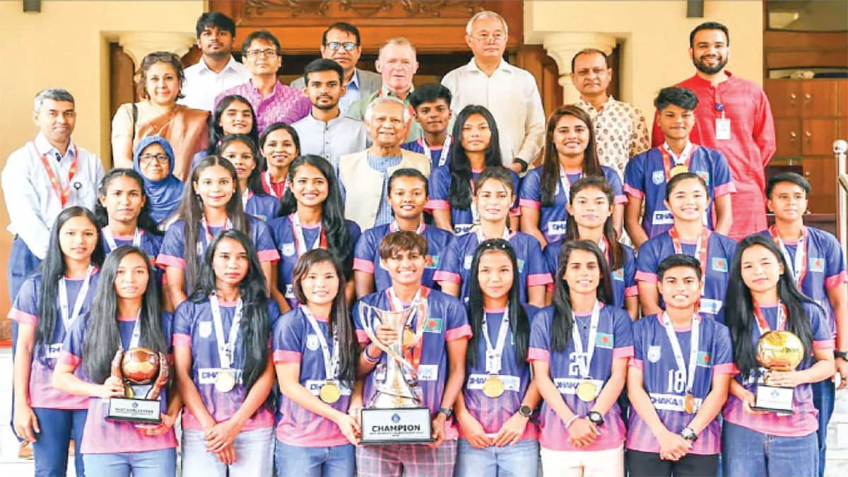 চুক্তিতে ফিরলেন ‘বিদ্রোহী’ নারী ফুটবলাররা