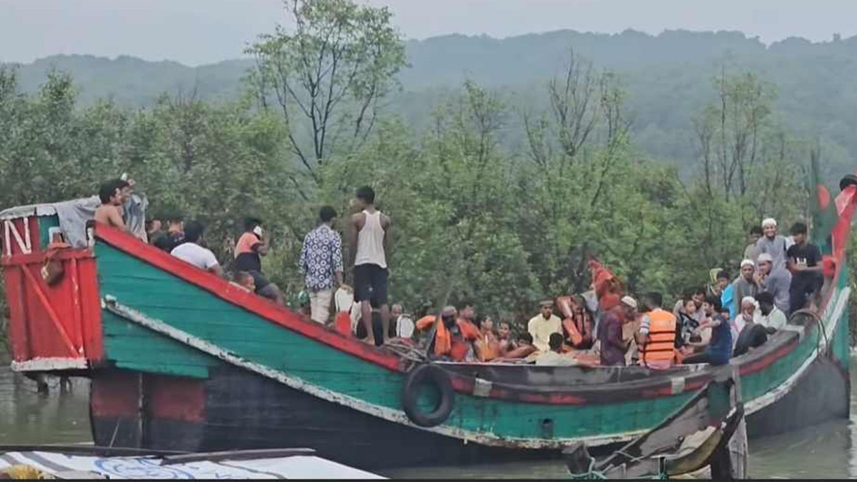 ৬ দিন পর চালু টেকনাফ-সেন্টমার্টিন নৌরুট, দ্বীপে খাদ্যসংকট