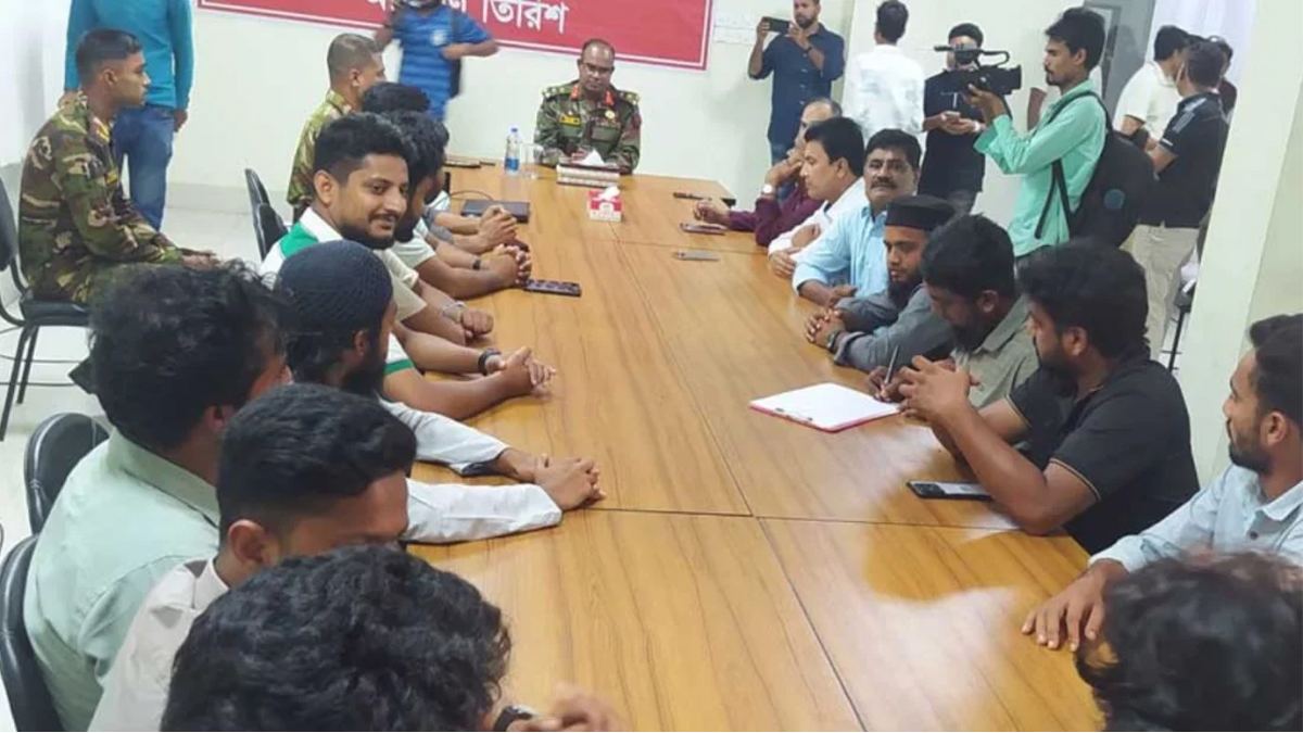 জিএম কাদেরের বাড়িতে হামলা: ‘অনাকাঙ্ক্ষিত’ বললো বৈষম্যবিরোধীরা, বিএনপির দুঃখ প্রকাশ