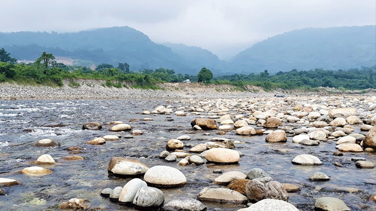 সিলেটের সাদা পাথর পর্যটনকেন্দ্র বন্ধ ঘোষণা