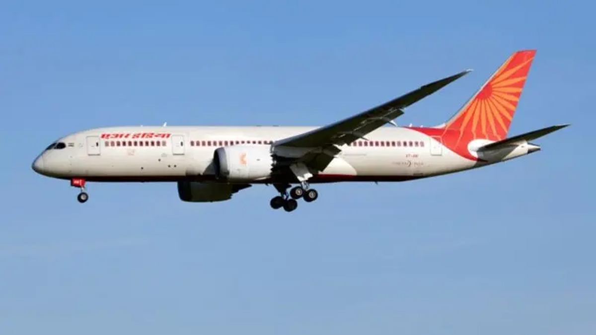 ৬২৫ ফুট উচ্চতায় বিমানটির সিগন্যাল বিচ্ছিন্ন হয়, বিপদ সংকেত পাঠিয়েছিলেন পাইলট