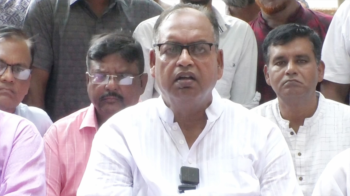 ফেব্রুয়ারির মধ্যভাগ থেকে দেশে নির্বাচনী পরিবেশ থাকবে না: শামসুজ্জামান দুদু