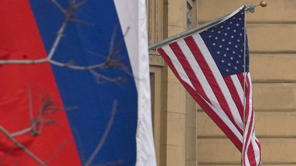 রাশিয়ার শীর্ষ শত্রুর তালিকা থেকে ৪ নম্বরে নেমে এসেছে যুক্তরাষ্ট্র