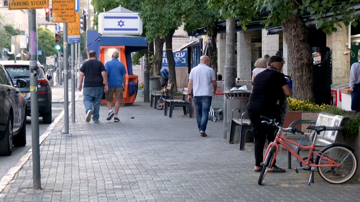 আতঙ্কে ইসরায়েলিরা, জরুরি অবস্থা জারি