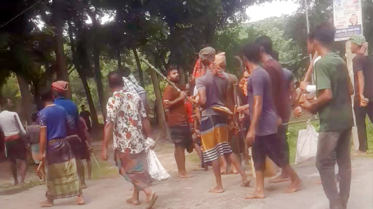 ঝিনাইদহে বিএনপির দু’পক্ষের সংঘর্ষে নিহত ১, আহত ৪