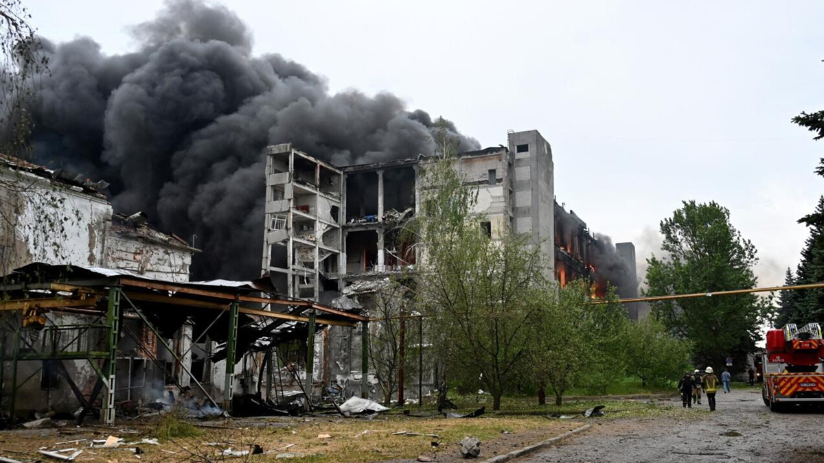ইউক্রেনে শক্তিশালী হামলা চালিয়েছে রাশিয়া
