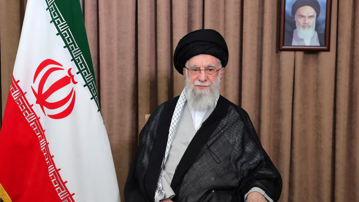 খামেনিকে হত্যাচেষ্টার পরিকল্পনায় ভেটো দেন ট্রাম্প