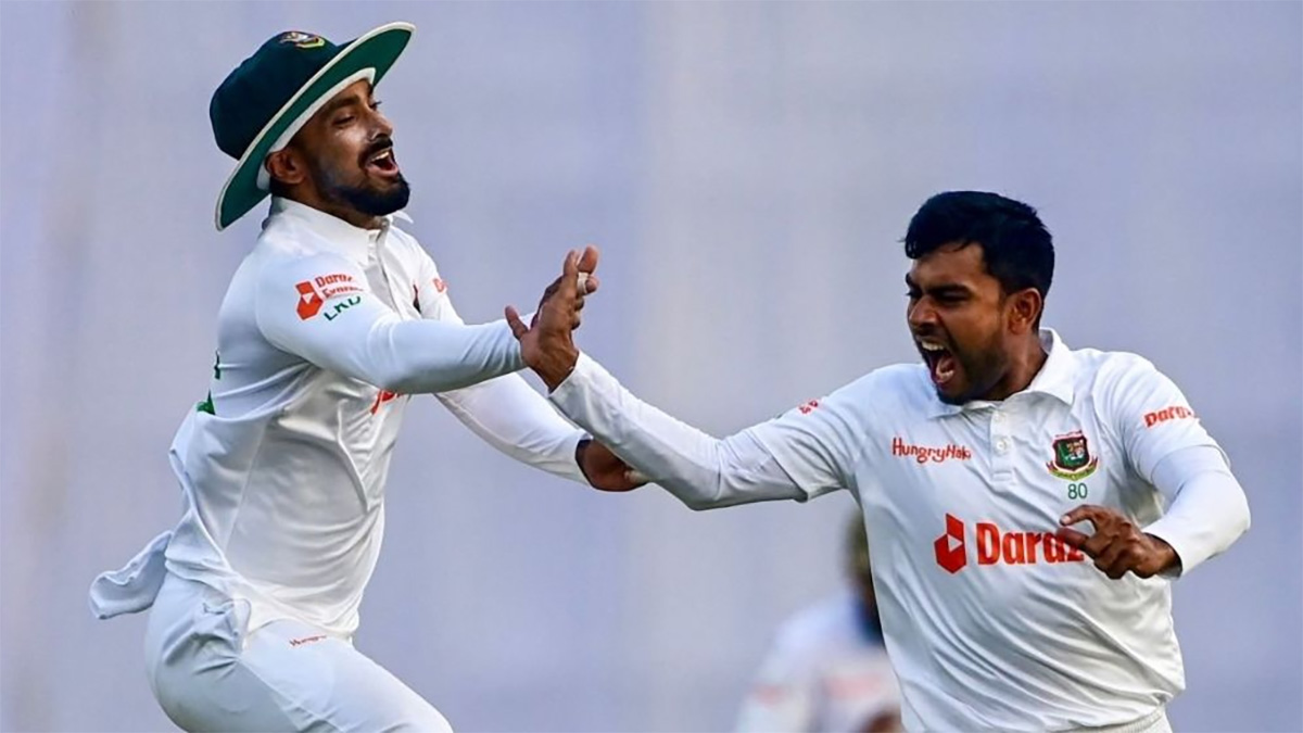 ভক্তদের ঈদের শুভেচ্ছা জানালেন লিটন-মিরাজরা