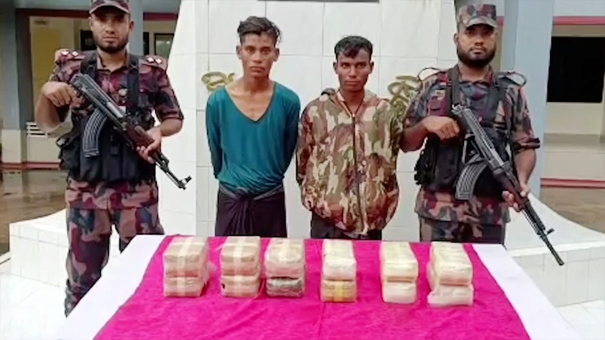 নাফ নদীতে ছদ্মবেশে মাদক পাচার, ইয়াবাসহ মিয়ানমারের ২ নাগরিক আটক