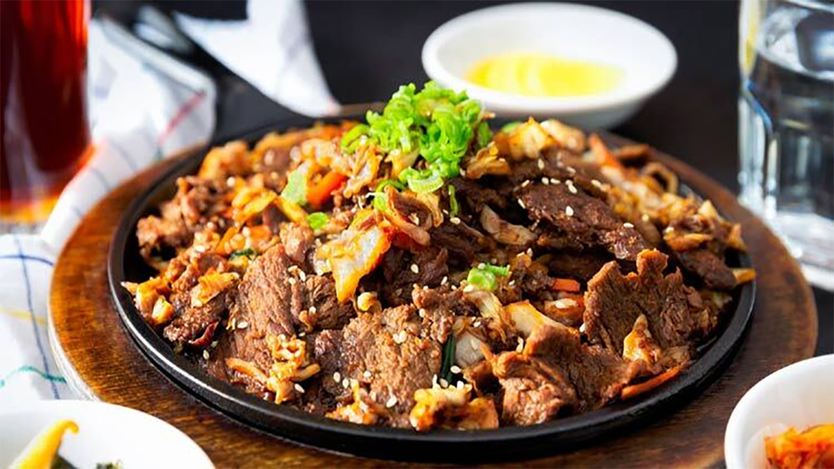 ঈদে অতিরিক্ত খেয়ে অস্বস্তি? আছে সহজ সমাধান