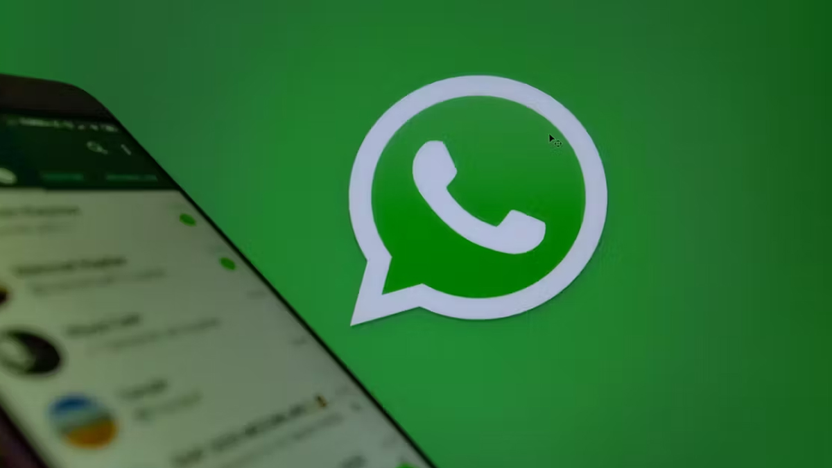 হোয়াটসঅ্যাপ দিয়ে টার্গেট করছে ইসরায়েল, অ্যাপ ব্যবহার বন্ধ করতে বলছে তেহরান