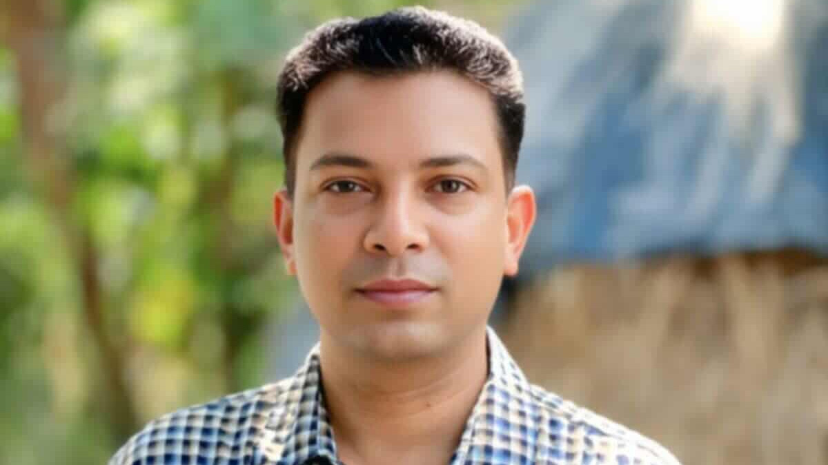 জামালপুরে মোটরসাইকেলের সঙ্গে ইজিবাইকের সংঘর্ষে পুলিশ সদস্য নিহত