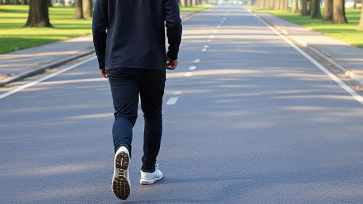 ধীরে নাকি জোরে হাঁটবেন?