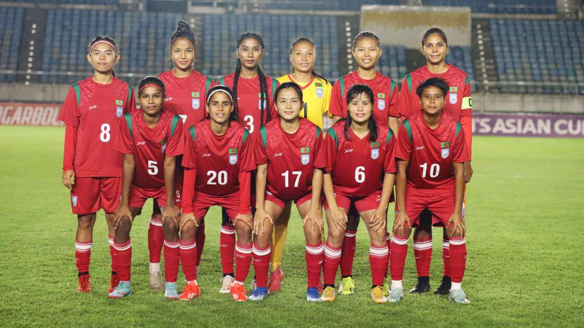 রাতে নারী ফুটবলারদের সংবর্ধনা দেবে বাফুফে