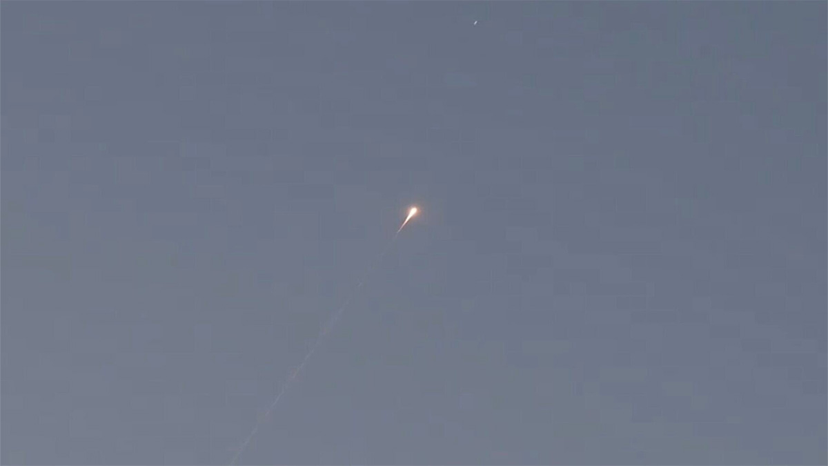 তেল আবিব লক্ষ্য করে মিসাইল ছুড়লো হুতি, প্রতিহতের দাবি আইডিএফের