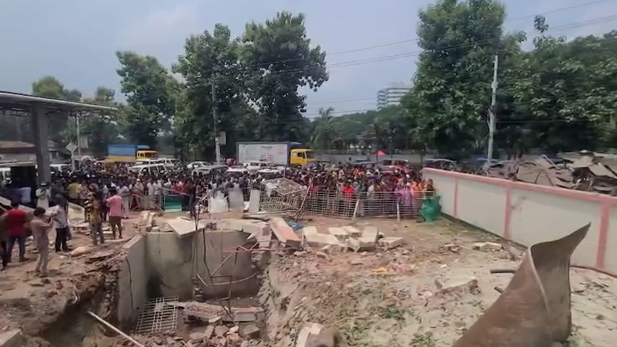 রংপুরে ফিলিং স্টেশনে বিস্ফোরণে একজনের মৃত্যু, আহত অন্তত ১২