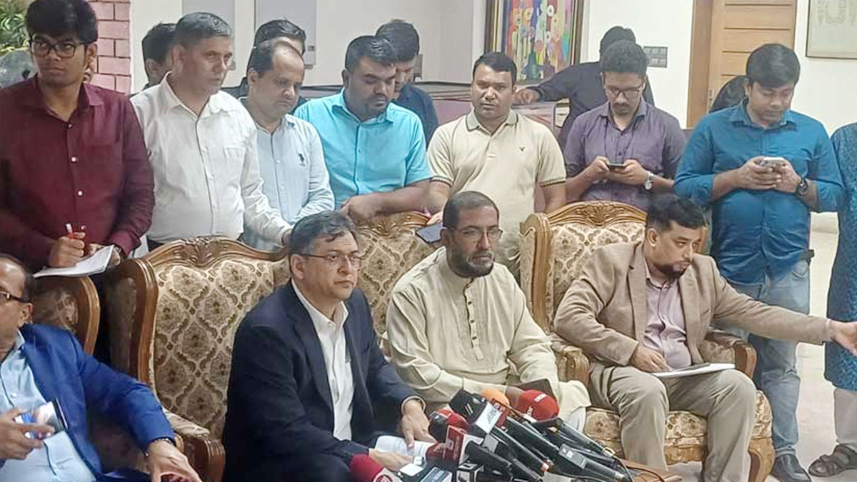 ক্ষুব্ধ হয়ে সালাহউদ্দিন বললেন— বিএনপি কি পাঁচ নম্বর দল?