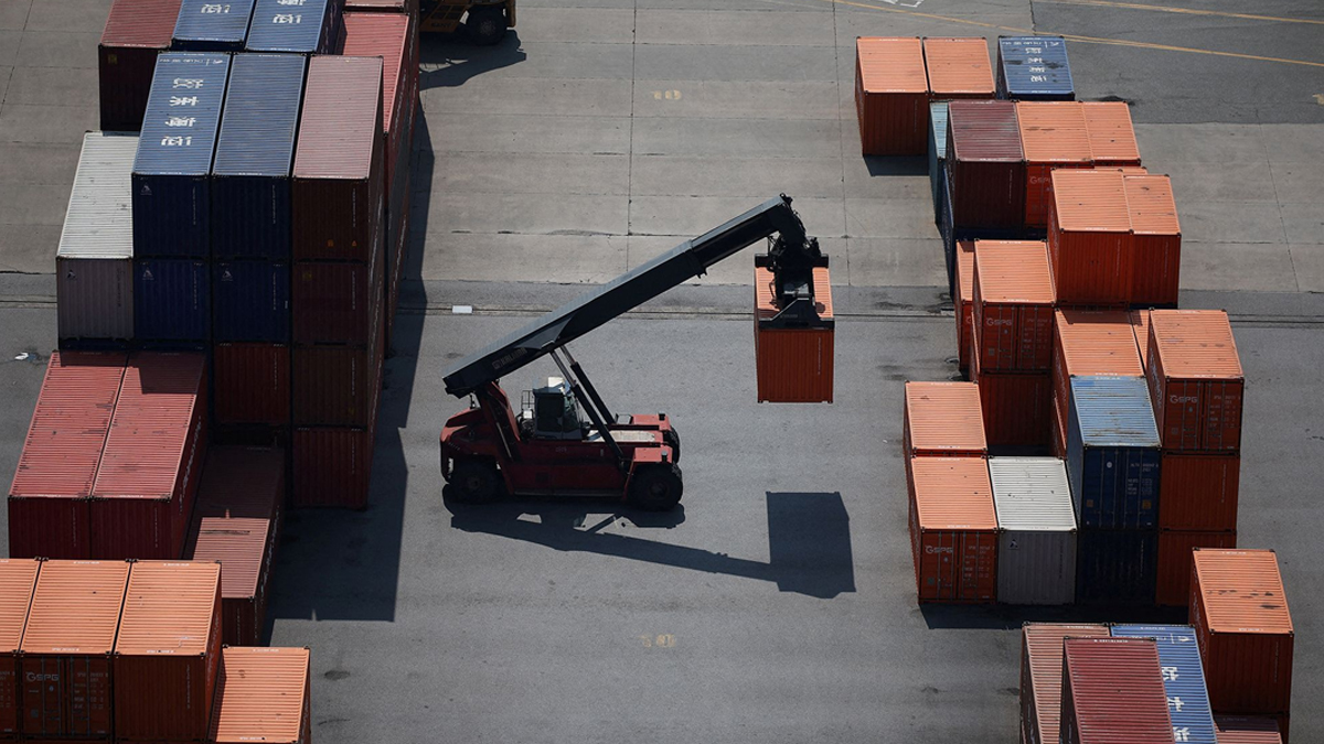 দক্ষিণ কোরিয়ার পণ্যের ওপর ১৫% শুল্ক আরোপ করার প্রস্তাব ট্রাম্পের