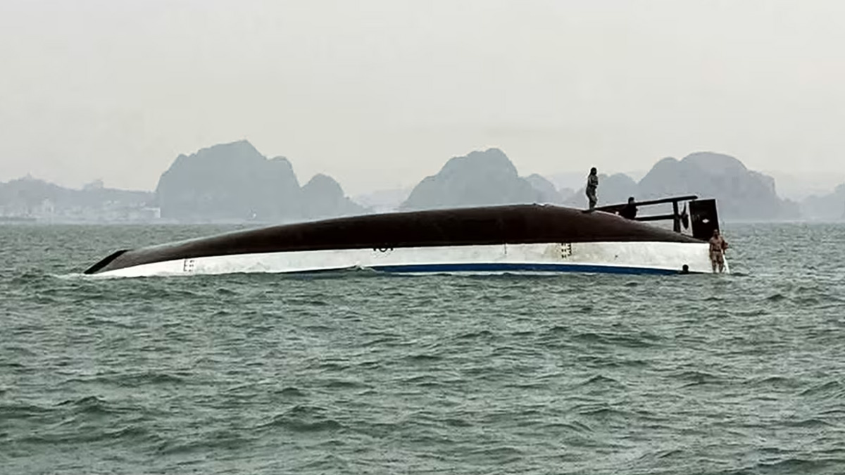 ভিয়েতনামে পর্যটকবাহী নৌকাডুবিতে কয়েক ডজন নিহত