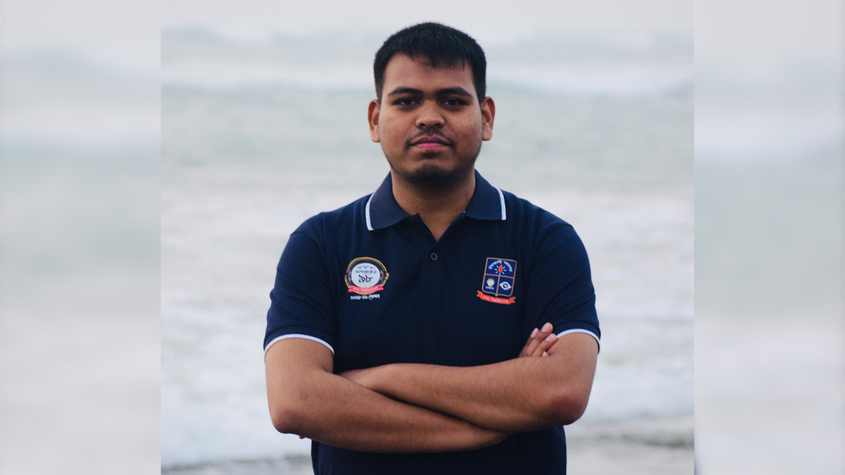 মাহিন সরকারকে এনসিপি থেকে বহিষ্কার